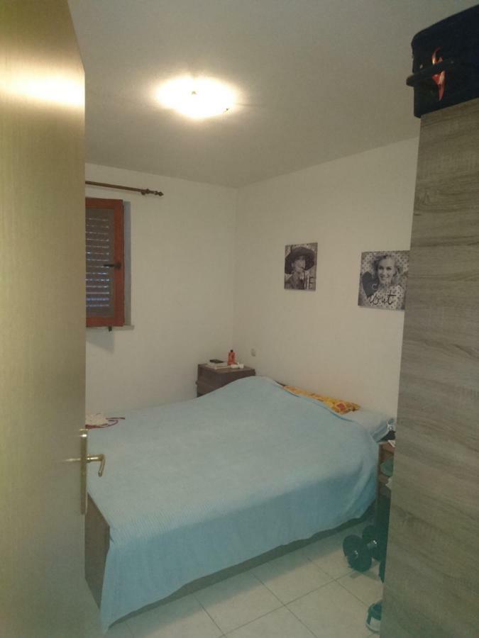 קרס Laura And Nevio Apartments And Rooms מראה חיצוני תמונה